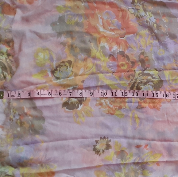 Bundle of Two Fashion Scarves - Picture 9 of 10